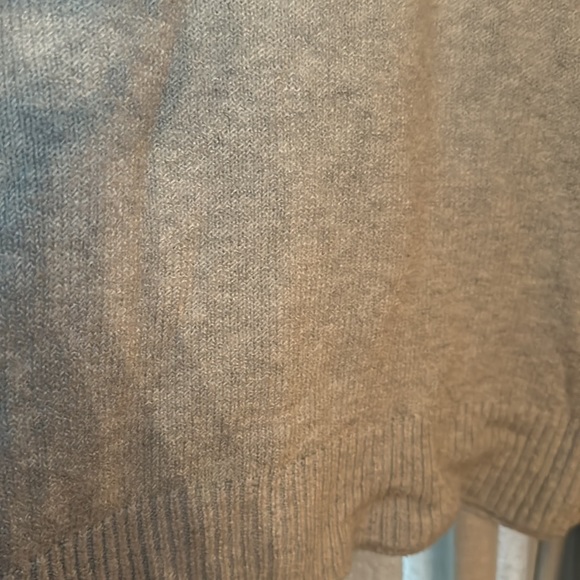 Sweater - Picture 3 of 3